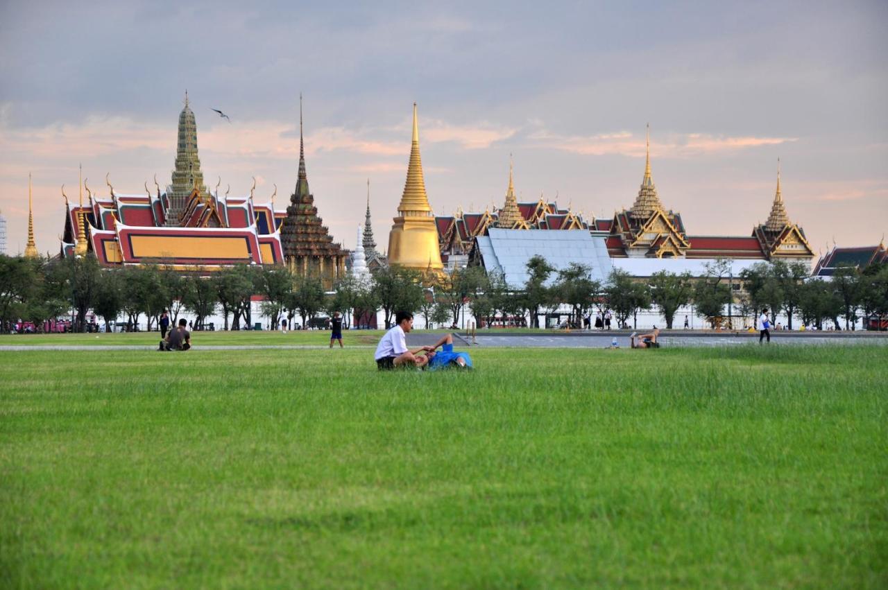 Go Inn Temple Of The Emerald Buddha-Mrt Samyot Station โกอินน์ วัดพระแก้ว Bangkok Buitenkant foto